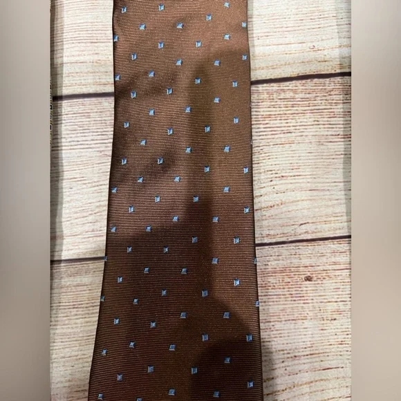 Jos. A. Bank Mens Neck Ties Lot Of 3 - Picture 3 of 8